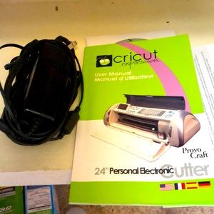 cricut expression 24 personal electronic cutter